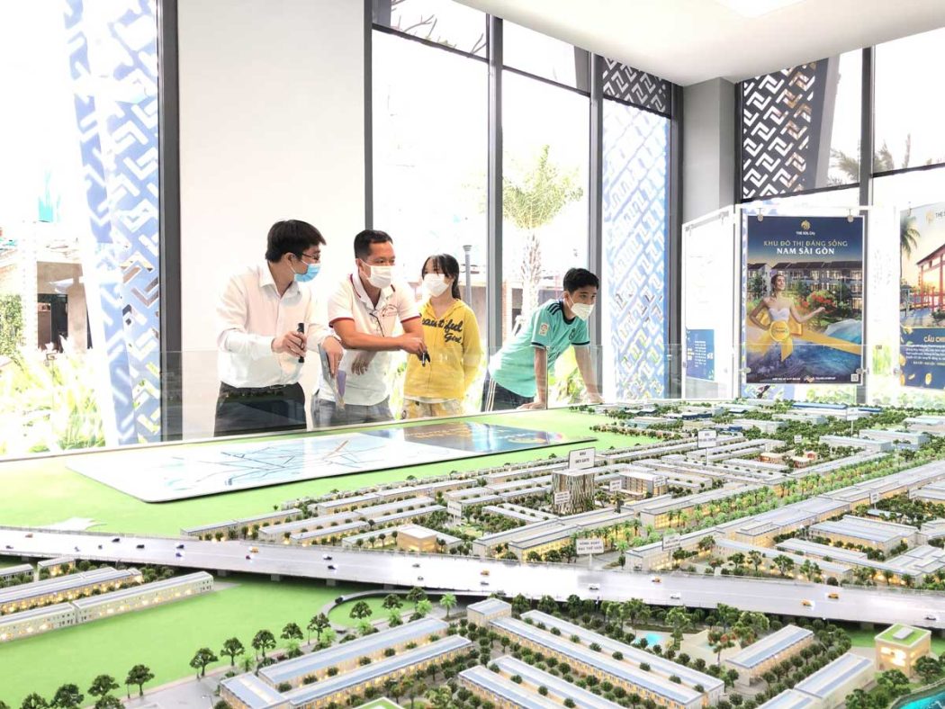 The Sol City khach hang tham gia su kien mo ban the sol city thang loi - The Sol City