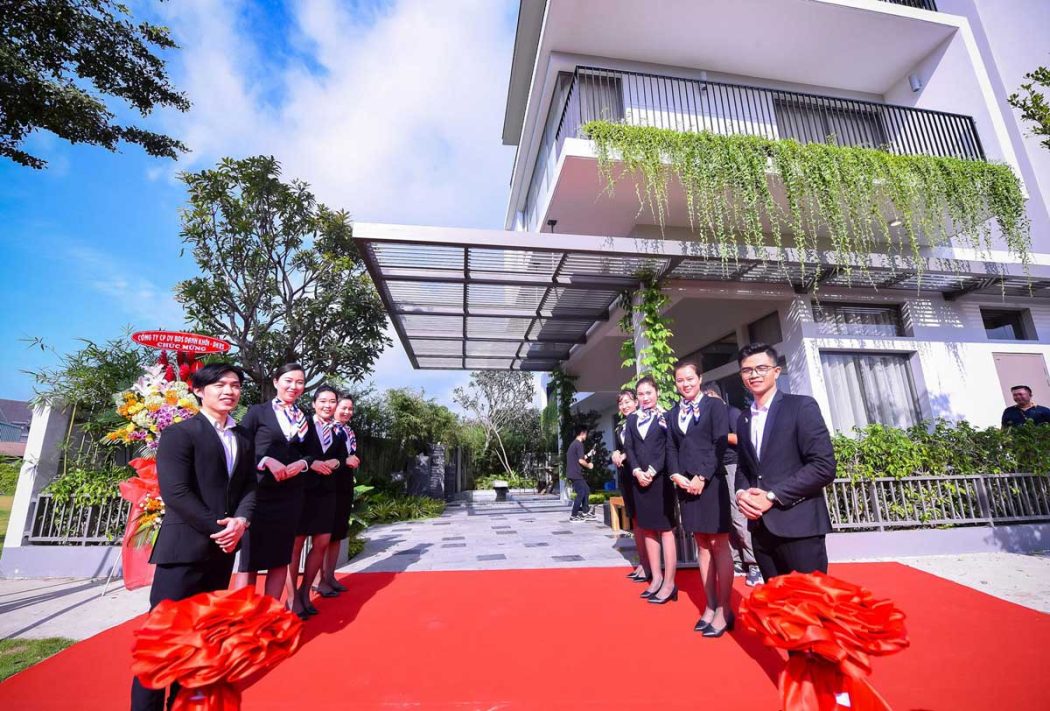 khai truong nha pho mau the standard central park binh duong 2020 - The Standard Central Park