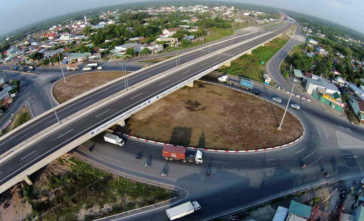 Mở rộng Cao tốc TP HCM – Long Thành – Dầu Giây lên 12 làn xe Mở rộng Cao tốc TP HCM – Long Thành – Dầu Giây lên 12 làn xe