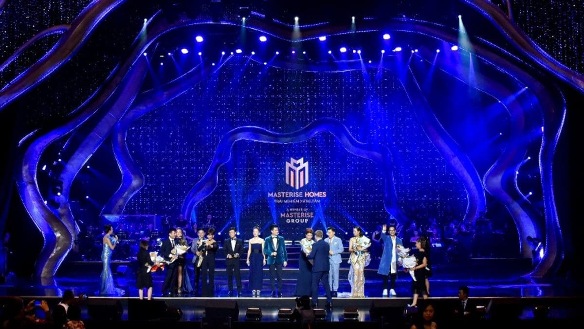 TẬP ĐOÀN MASTERISE GROUP - MASTERISE HOMES Tại thánh đường âm nhạc The Master of Symphony nhận diện thương hiệu của Masterise Homes xuất hiện vô cùng hoành tráng. 1 - TẬP ĐOÀN MASTERISE GROUP - MASTERISE HOMES