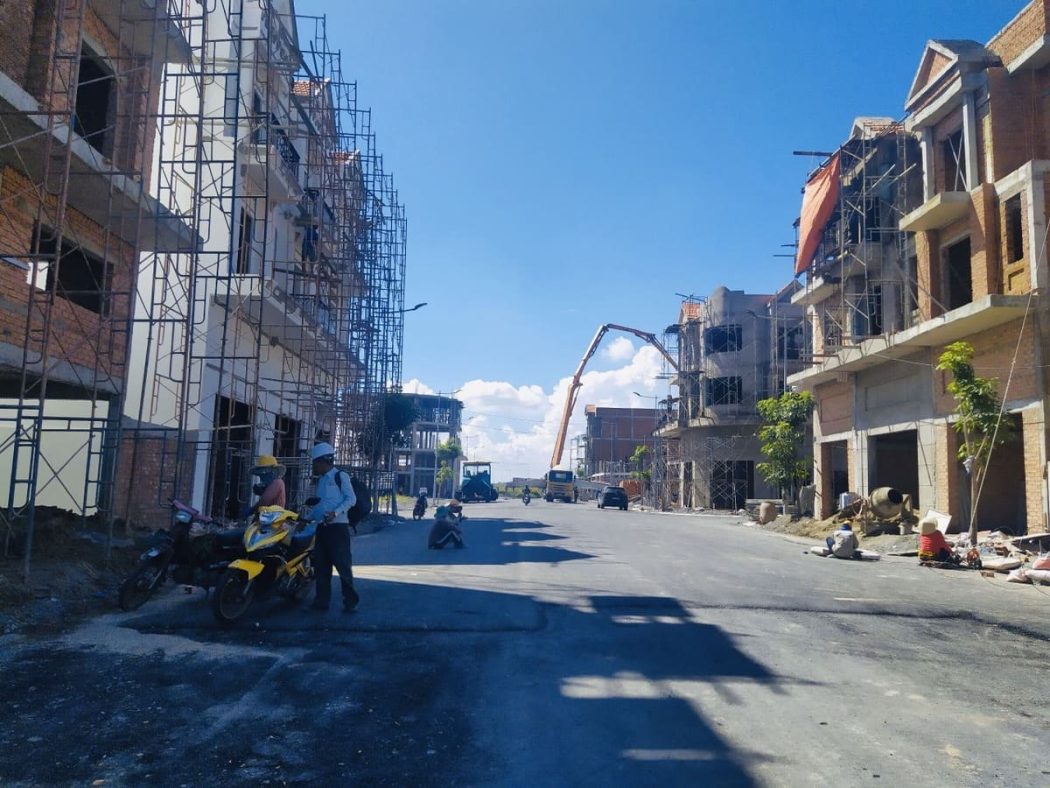 xay dung shophouse truc chinh - DỰ ÁN SHOPHOUSE VÀ BIỆT THỰ VALERICH